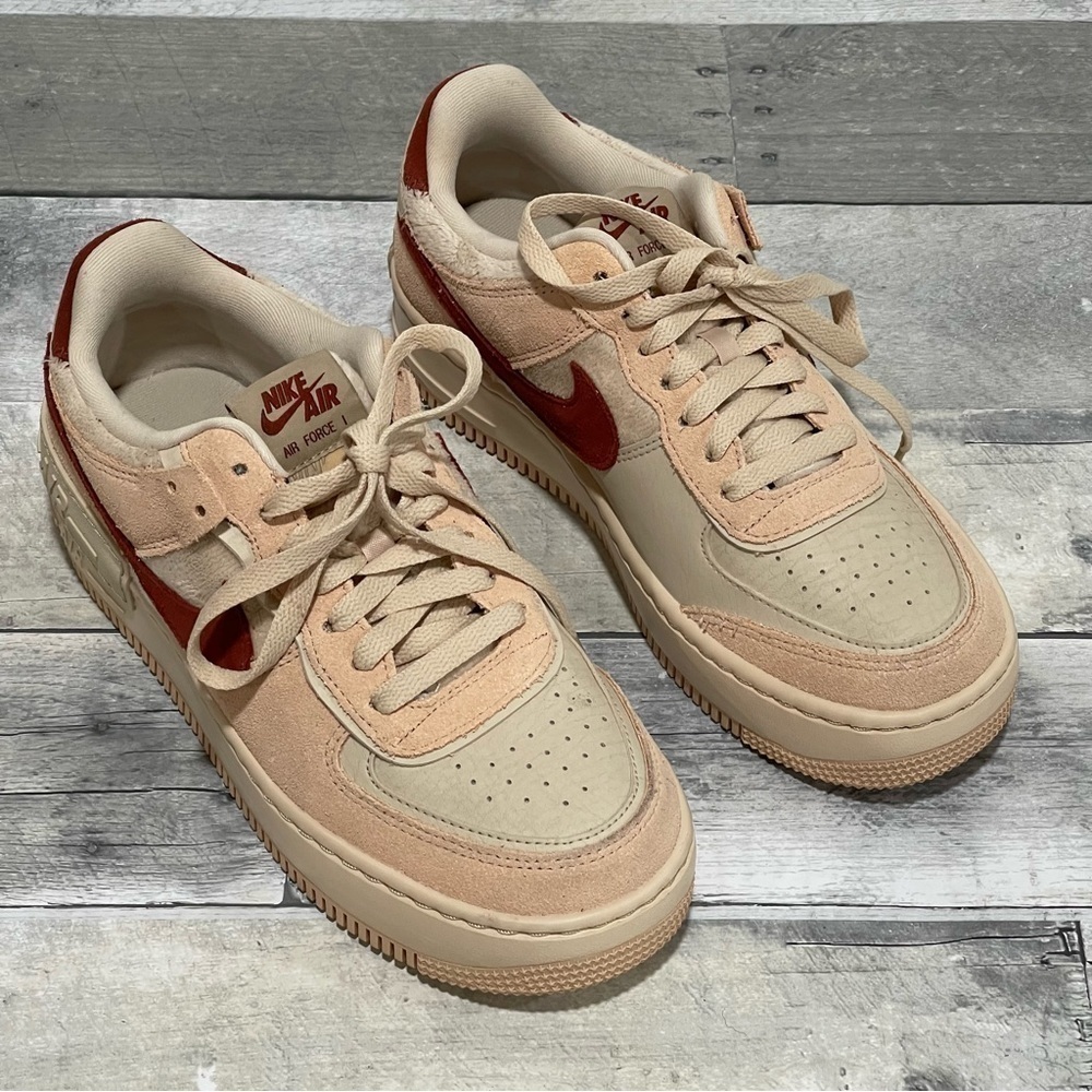 NIKE WOMEN'S AIR FORCE 1 SHADOW SNEAKERS SHOES ( STYLE - DZ4705-200 )SZ - 7.5 - Picture 4 of 15